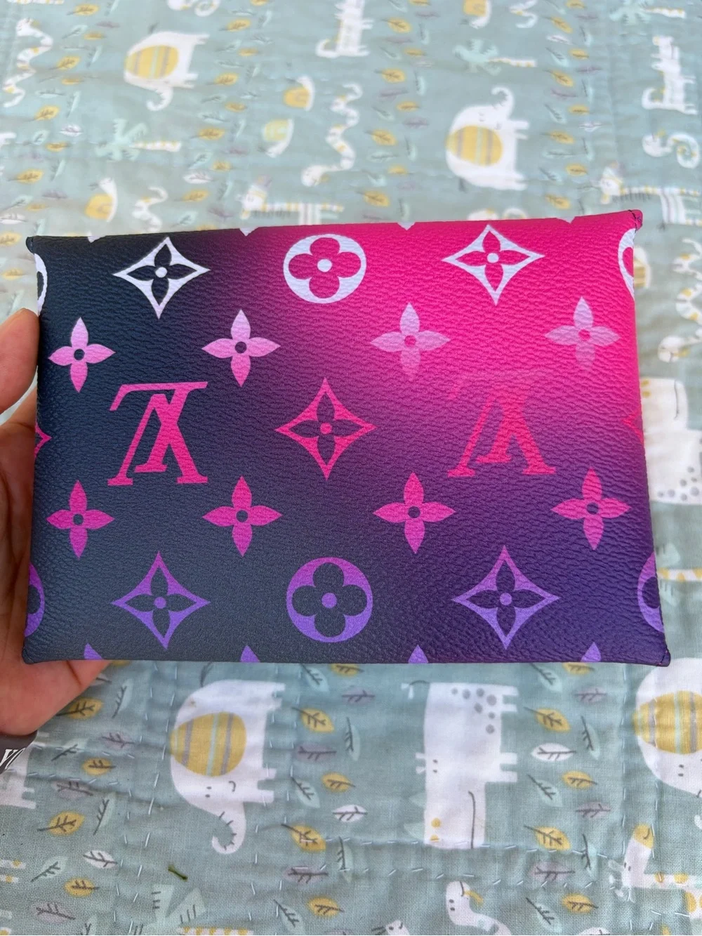 Louis Vuitton Medium Kirigami (PRICE FIRM)